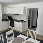 Center House Apartment