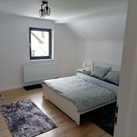 公寓 Center House *