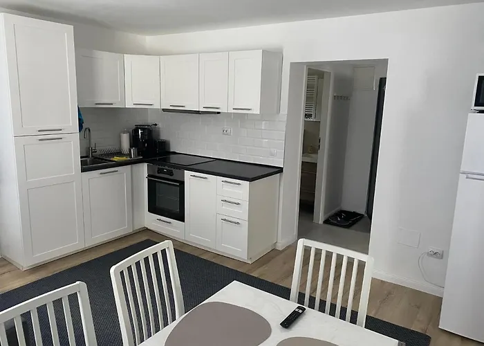 Center House דירה